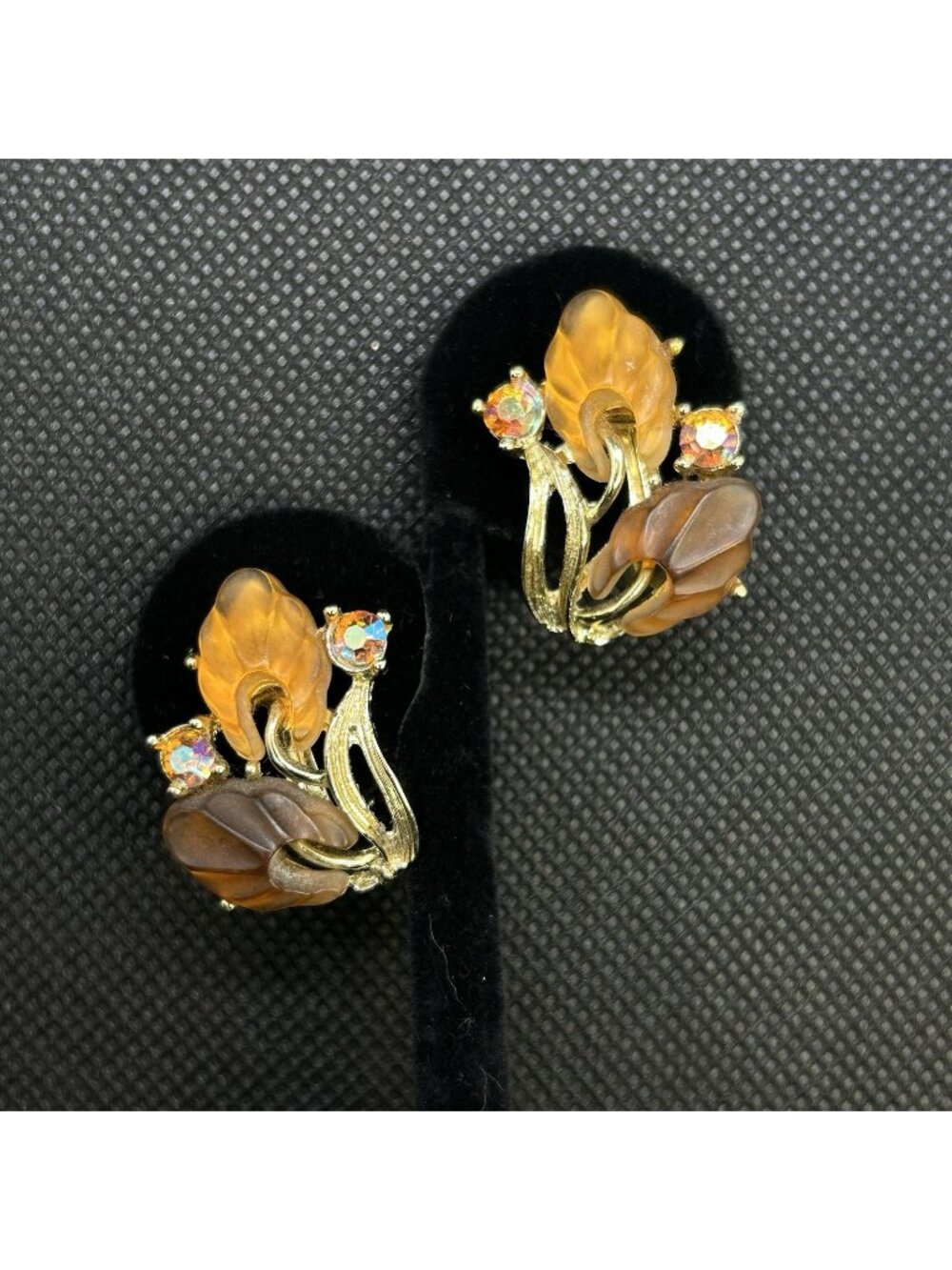 Vtg Women Earrings Clip On Leaf Design Orange Yellow Aurora Borealis Gold Tone